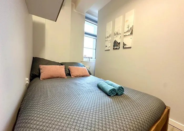 Mmrent Mountain Room